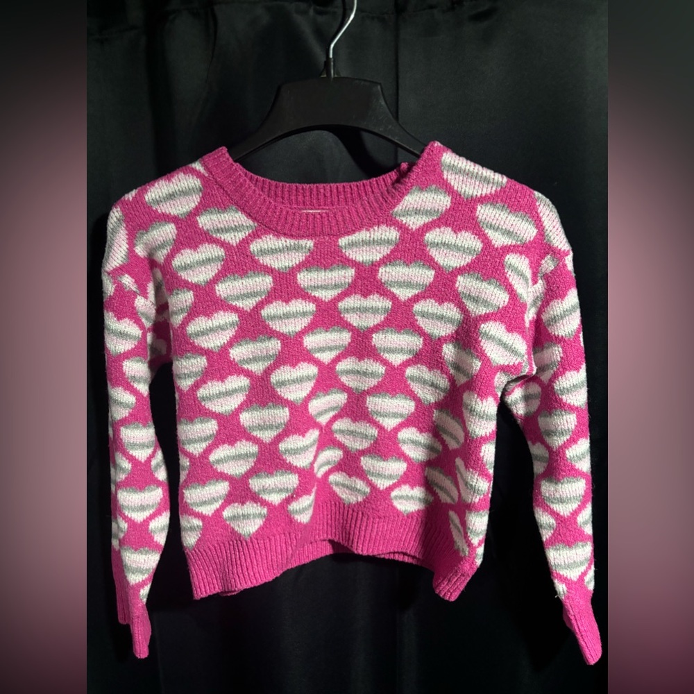 Pink and White heart shaped Pattern Sweater